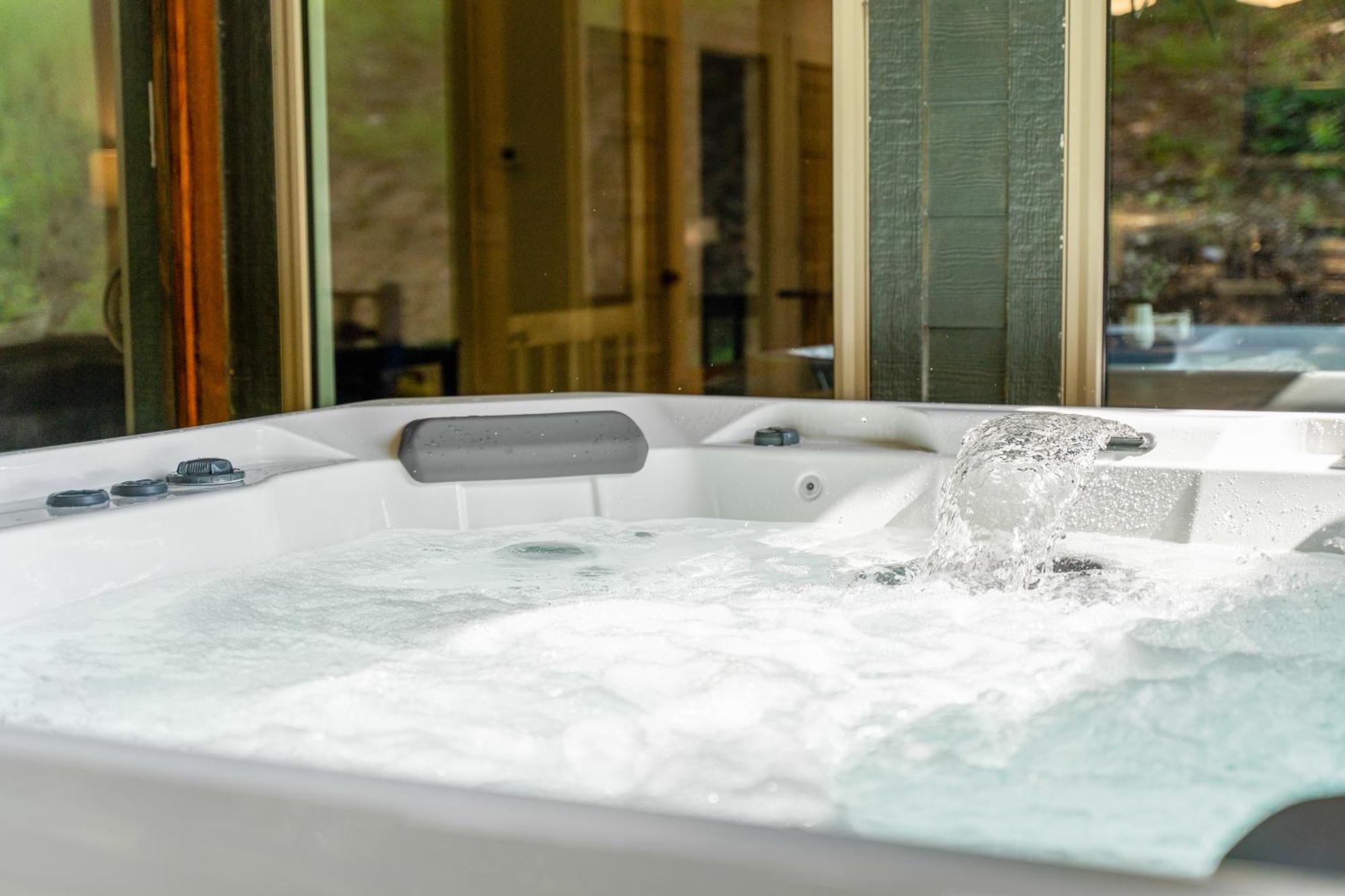 New Ozark Oasis Luxe Cabin Retreat With Hot Tub Hollister Zewnętrze zdjęcie